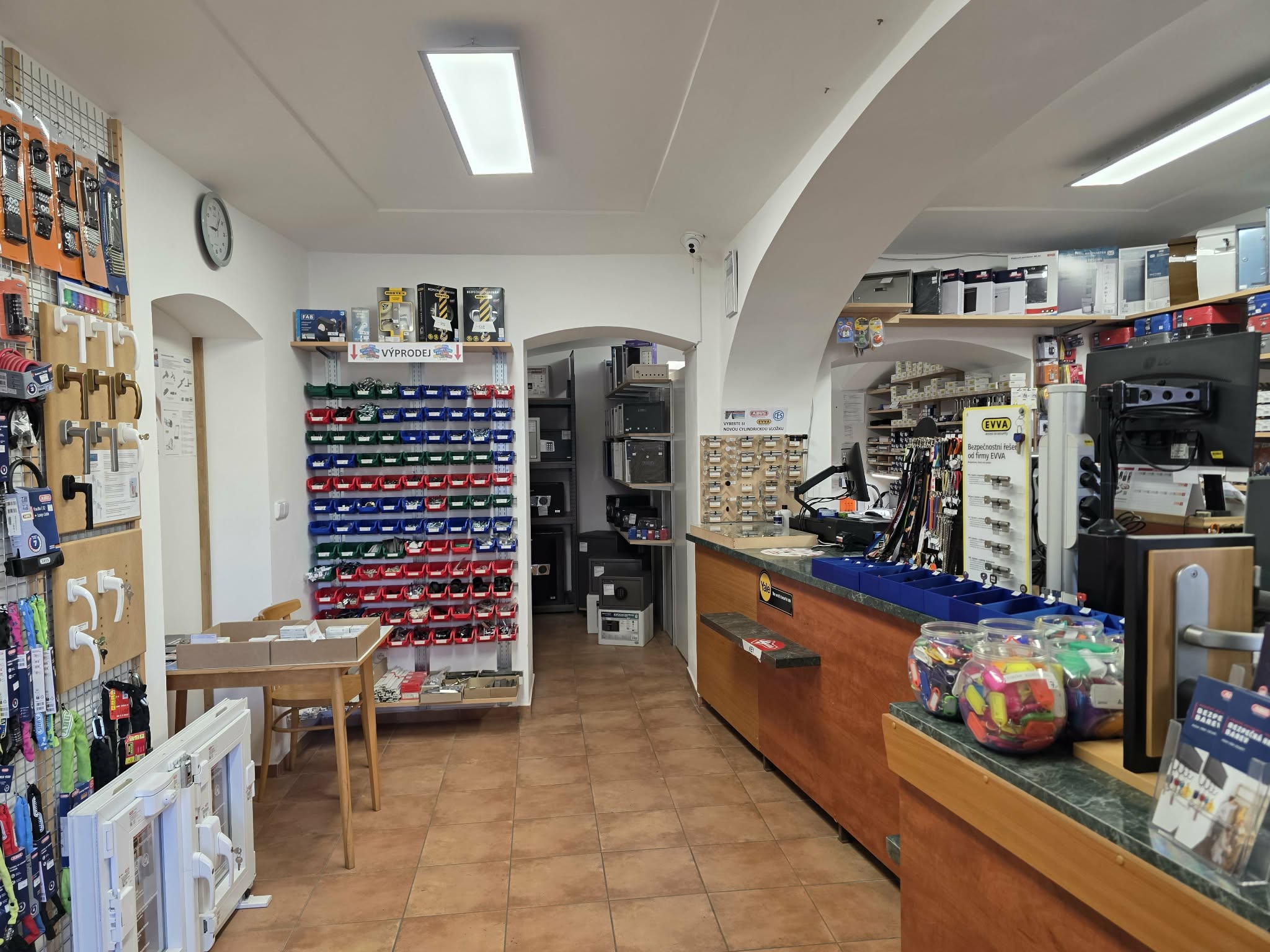 Prodej zámkařského zboží