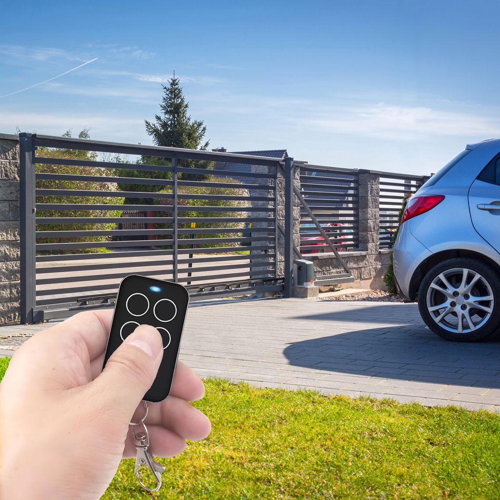 Dálkové ovladače pro vrata a brány